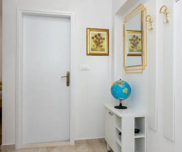 Apartman Oleander